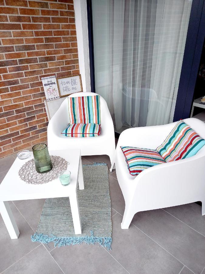 Lavanda Apartment Oradea Bagian luar foto