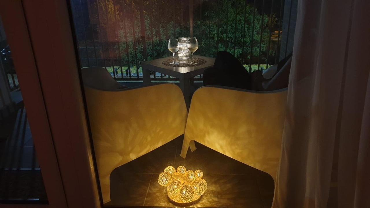 Lavanda Apartment Oradea Bagian luar foto